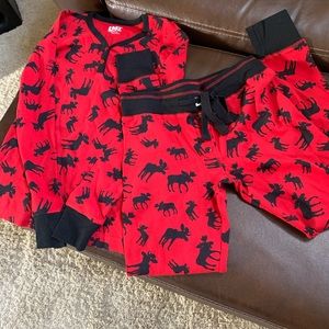 Women’s Thermal PJs/lounge set. Alaska themed